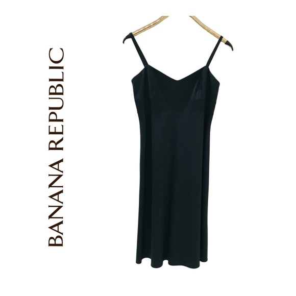 Banana Republic Dresses & Skirts - BANANA REPUBLIC {8} LBD Little Black Dress Spaghetti Straps